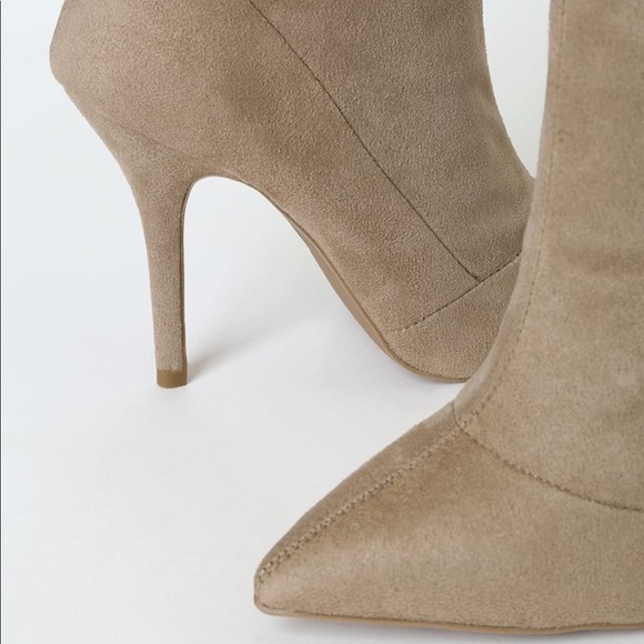 New pointed sock boots - Picture 4 of 4